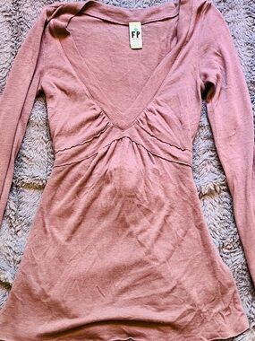 Free People Mauve V-Neck Long Sleeve Top